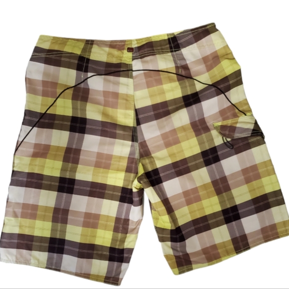 Quicksilver board shorts mens size large - Picture 2 of 2